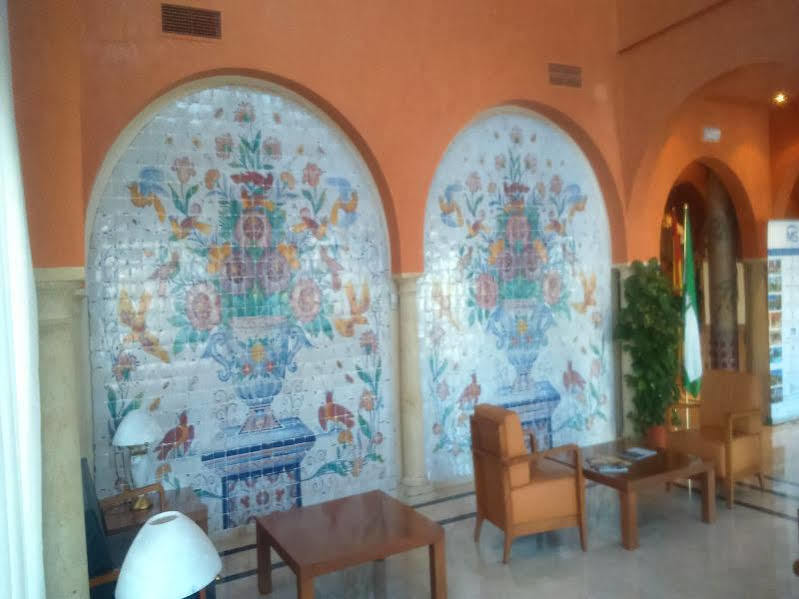 Hotel Fuente Las Piedras Кабра Екстериор снимка